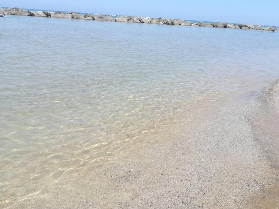 Appartamento Nuovissimo Ad Un Passo Dal Mare Montesilvano Marina Екстериор снимка